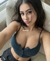 Elena 24 oral sex